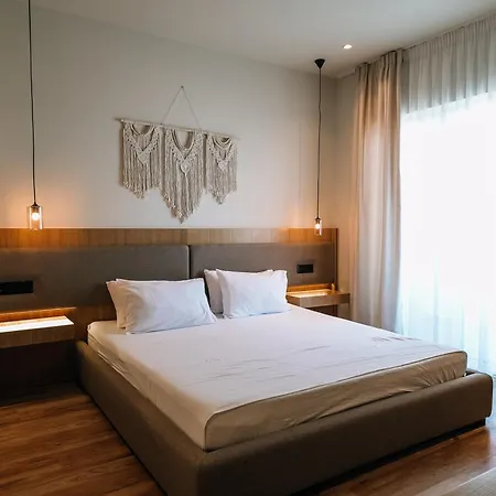 Ξενοδοχείο Sunset Shoreline - Sea View - Free Private Parking - Pool 4*