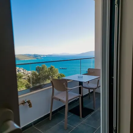 Sunset Shoreline - Sea View - Free Private Parking - Pool 4*