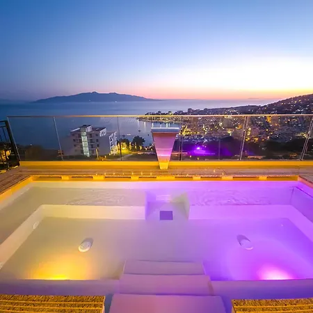 Sunset Shoreline - Sea View - Free Private Parking - Pool 4*