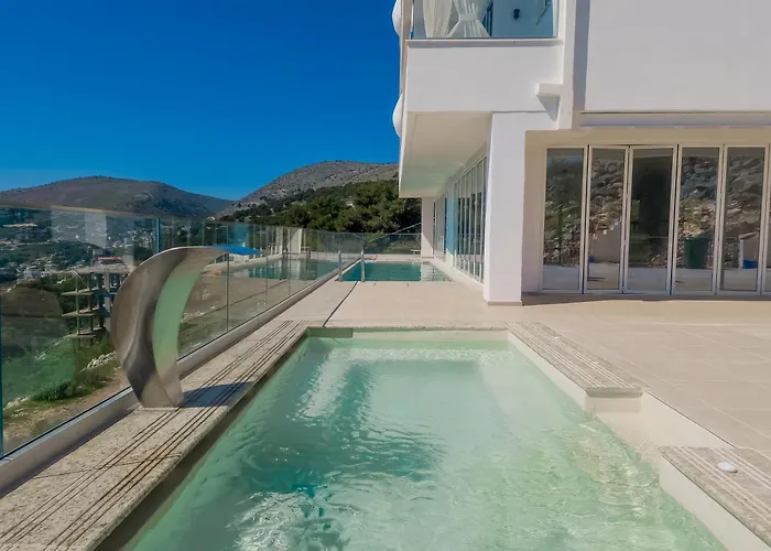 Sunset Shoreline - Sea View - Free Private Parking - Pool Отель