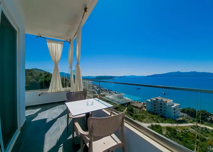 Sunset Shoreline - Sea View - Free Private Parking - Pool