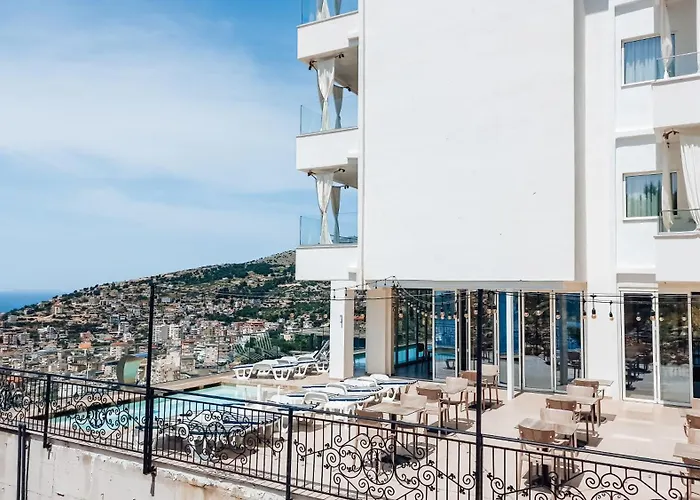 Sunset Shoreline - Sea View - Free Private Parking - Pool Отель 4*