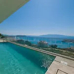 Sunset Shoreline - Sea View - Free Private Parking - Pool Отель 4*