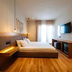 Sunset Shoreline - Sea View - Free Private Parking - Pool Саранда