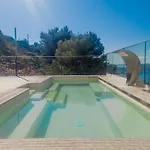 Sunset Shoreline - Sea View - Free Private Parking - Pool 4* Саранда