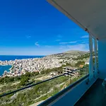 Отель Sunset Shoreline - Sea View - Free Private Parking - Pool Саранда