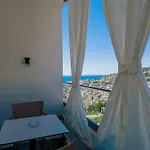 Отель Sunset Shoreline - Sea View - Free Private Parking - Pool Саранда