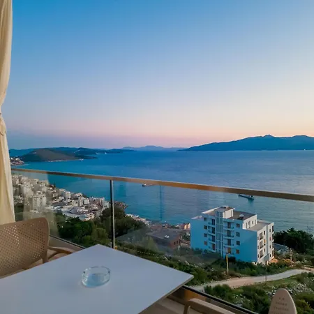 Sunset Shoreline - Sea View - Free Private Parking - Pool Hotel