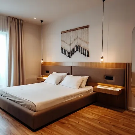 Sunset Shoreline - Sea View - Free Private Parking - Pool Hotel 4*