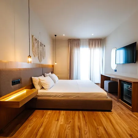 Sunset Shoreline - Sea View - Free Private Parking - Pool Sarande