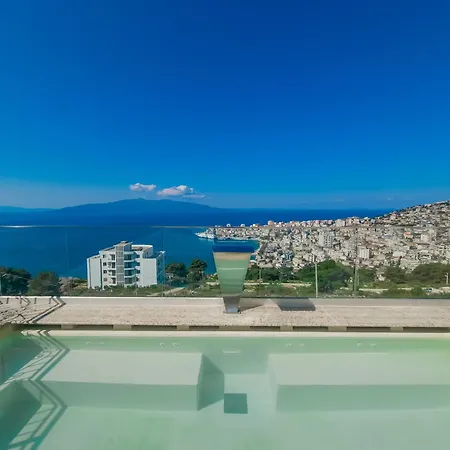 Sunset Shoreline - Sea View - Free Private Parking - Pool 4* Sarandë