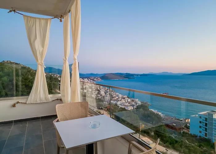 Sunset Shoreline - Sea View - Free Private Parking - Pool