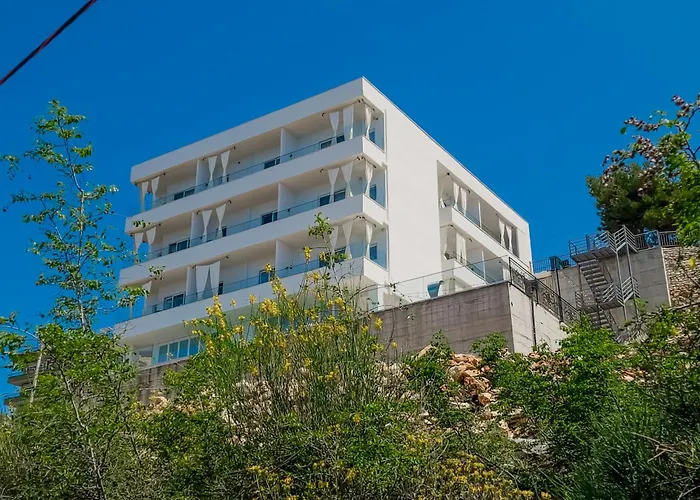 Hotel Sunset Shoreline - Sea View - Free Private Parking - Pool 4*